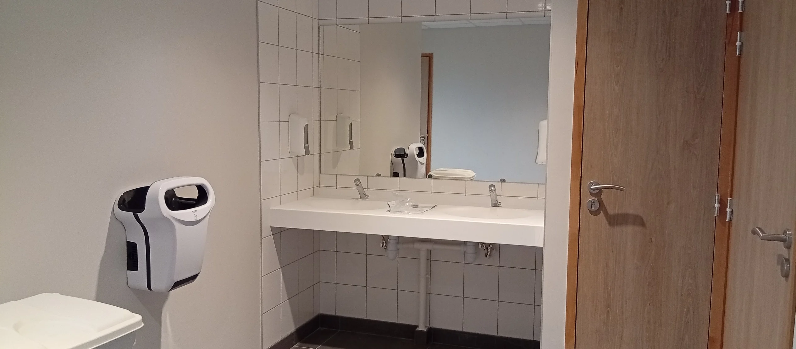 Lavabos partie toilettes