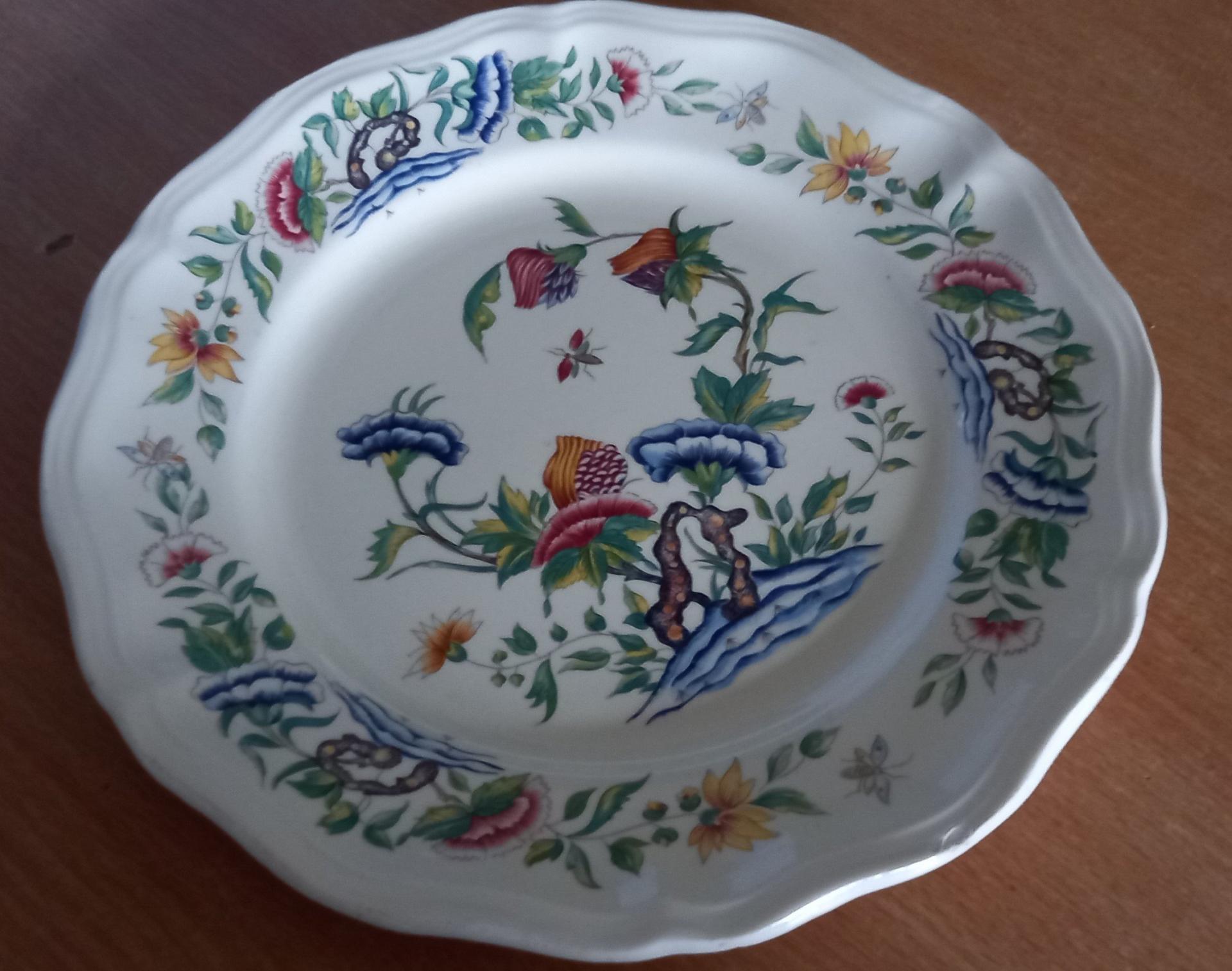 Des assiettes retro